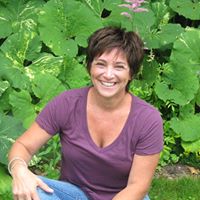 Carole Kyle Photo 20