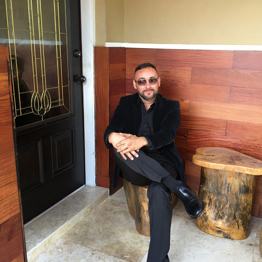 Raul Molina Photo 38