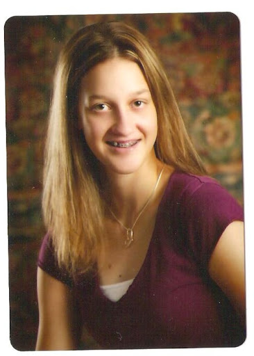 Sara Schultz Photo 25