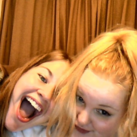 Anna Martin Photo 42