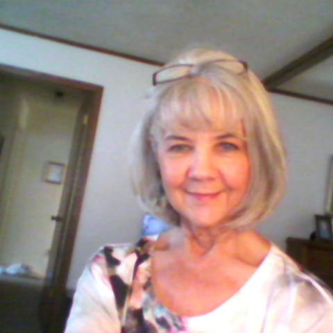 Margaret Chapman Photo 14