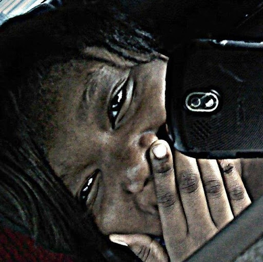 Janine Hunter Photo 6