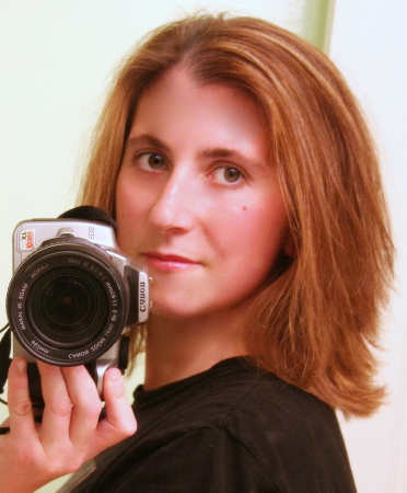Emily Richards Photo 5
