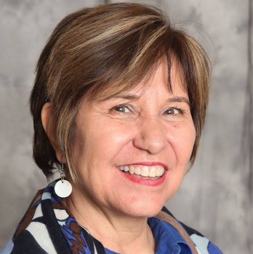 Gayle Martinez Photo 19