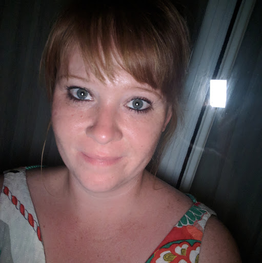 Angie Lambert Photo 33
