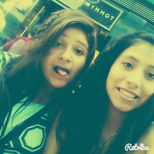 Angela Rivas Photo 8