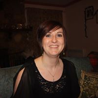 Julie Milton Photo 19