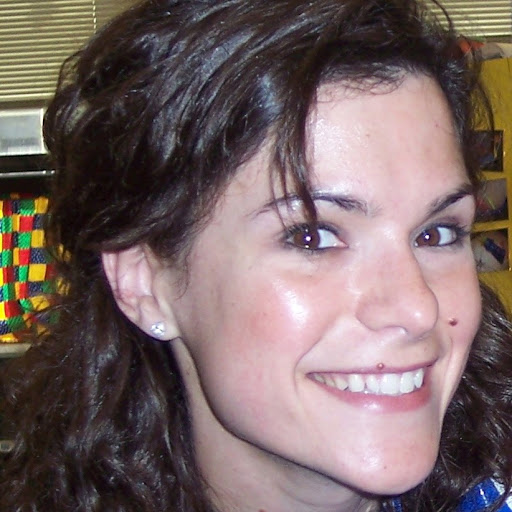 Lori Ayres Photo 3
