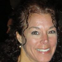 Suzanne Cushing Photo 9