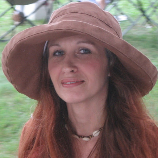 Audrey Bell Photo 9