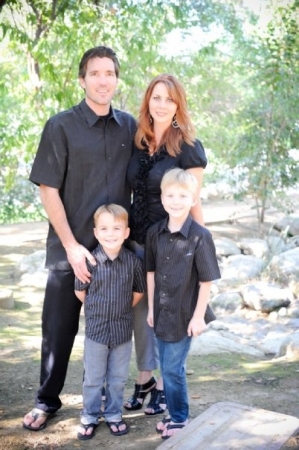 Victoria Howard Photo 28