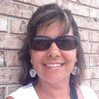 Suzanne Garvey Photo 12