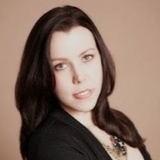Stephanie Yeager Photo 20