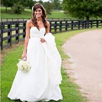 Molly Nicholas Photo 8