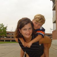 Caroline Meagher Photo 5