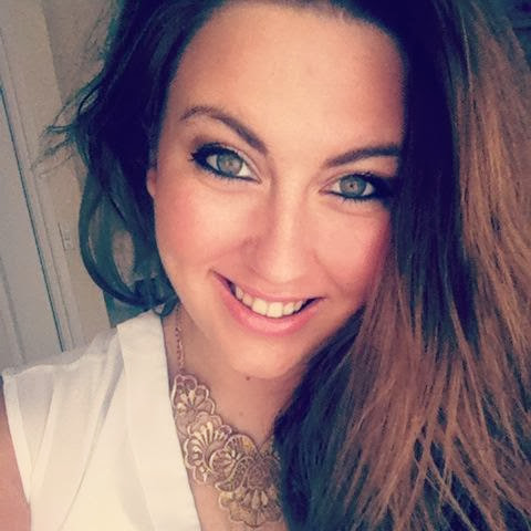 Katie Dobson Photo 17