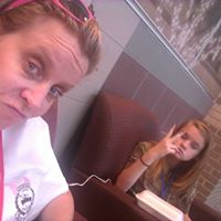 Laura Spears Photo 9