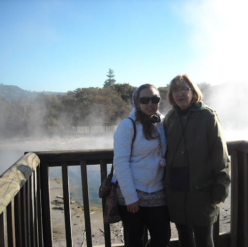 Dolores Fuentes Photo 18