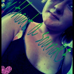 Sarah Horne Photo 31