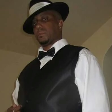 Eric Skelton Photo 6