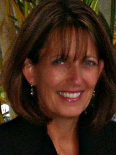 Julie Jones Photo 29