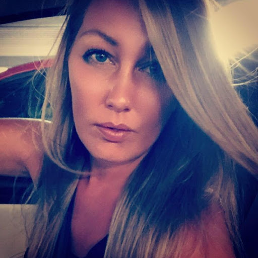 Shannon Fischer Photo 40