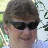 Carolyn Spring Photo 23