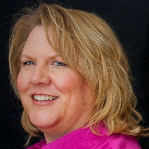 Julie Thompson Photo 31