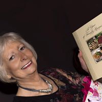 Anne Palmer Photo 32