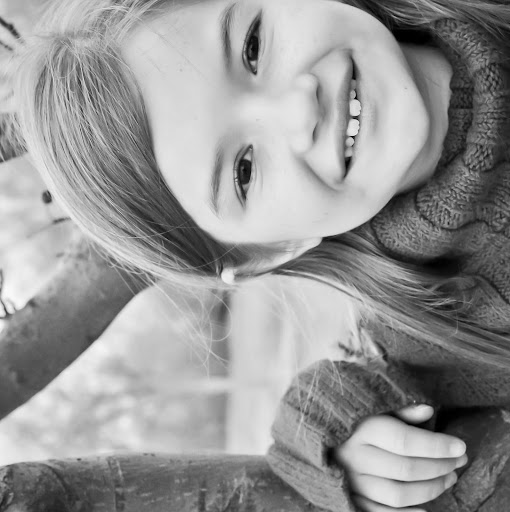 Annie Cook Photo 34