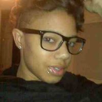Alicia Crenshaw Photo 14