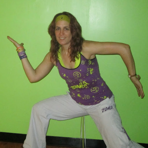 Claudia Knight Photo 9