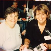 Suzanne Craig Photo 15