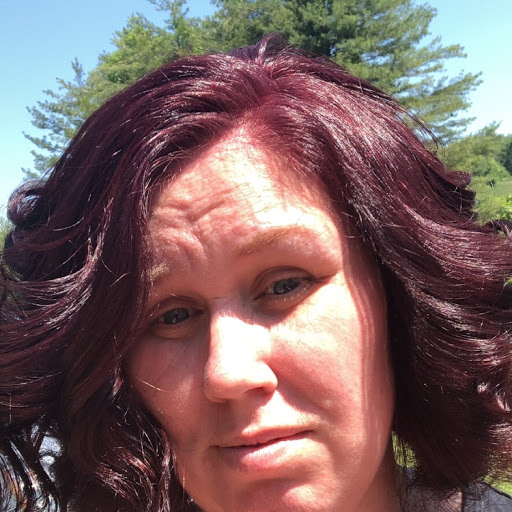 Danielle Blevins Photo 28