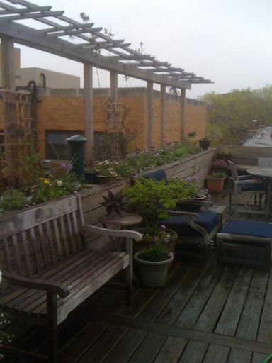 Leslie Sutton Photo 32