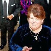 Janet Combs Photo 18