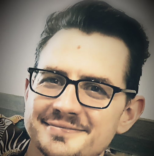 Julian Rogers Photo 17