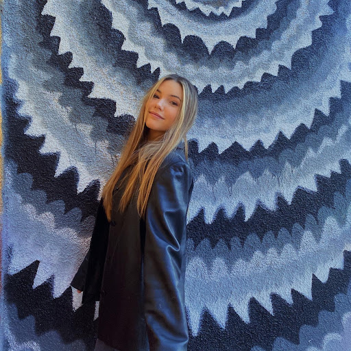 Kassidy Moore Photo 2