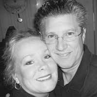 Joanna Gray Photo 12