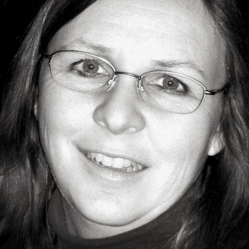 Julie Wiseman Photo 18