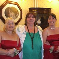 Jennifer Cartwright Photo 35