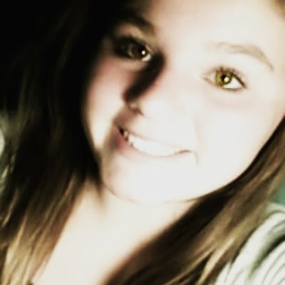 Hannah Foley Photo 7