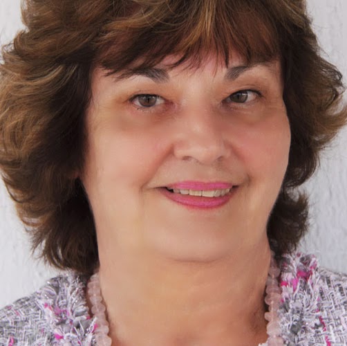 Roberta Long Photo 39