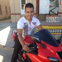 Gerardo Villar Photo 9