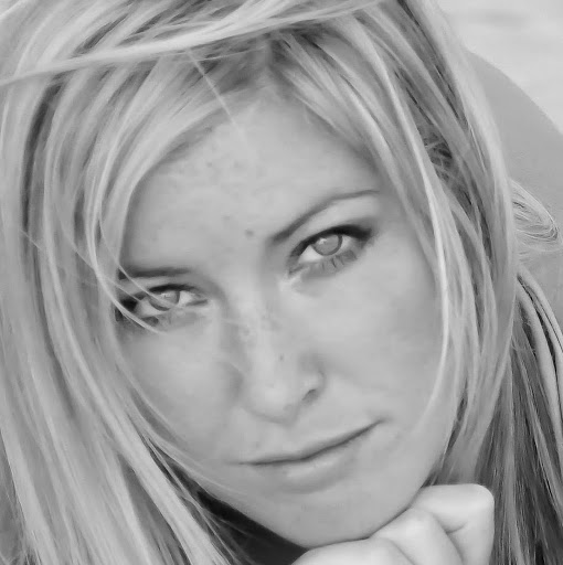 Natalie Roy Photo 19