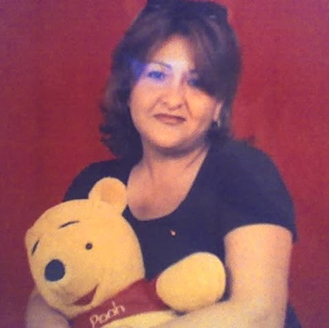 Ana Lugo Photo 19