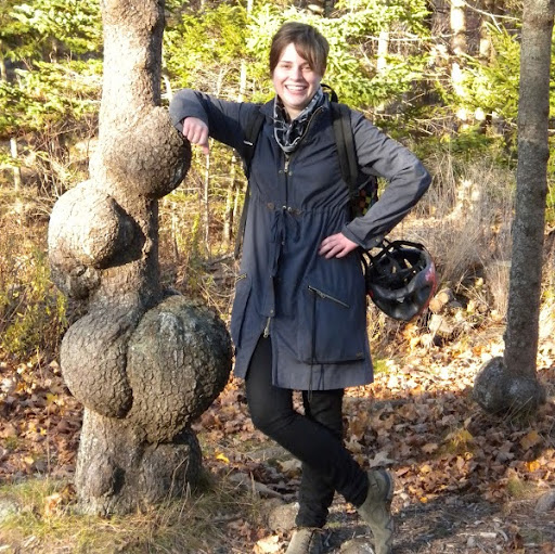 Laura Roy Photo 30