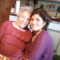 Julia Griffith Photo 27