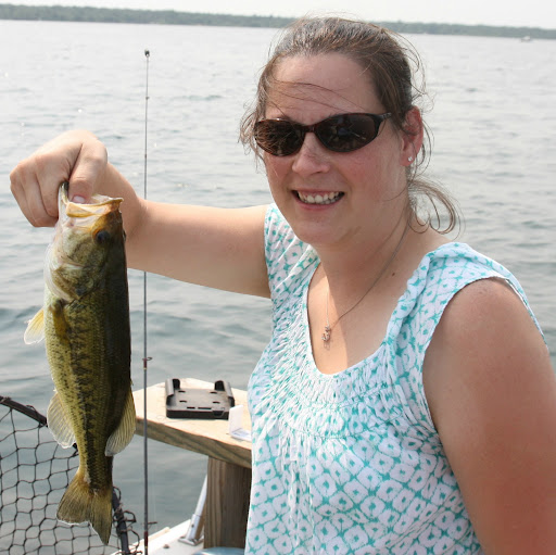 Amy Raymond Photo 28
