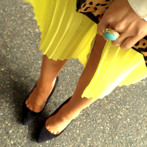 Rebecca Gregg Photo 32